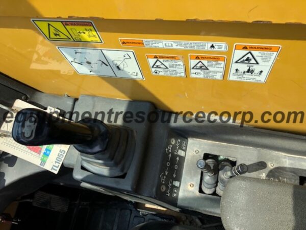 2010 CAT TL1055 Lift- $42,900.00 - Image 7