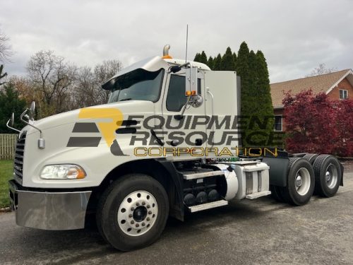 2016 Mack CXU613 Day Cab Truck - $37,500.00 - Image 9