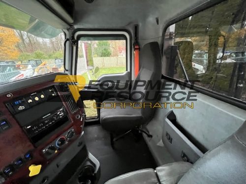2016 Mack CXU613 Day Cab Truck - $37,500.00 - Image 4