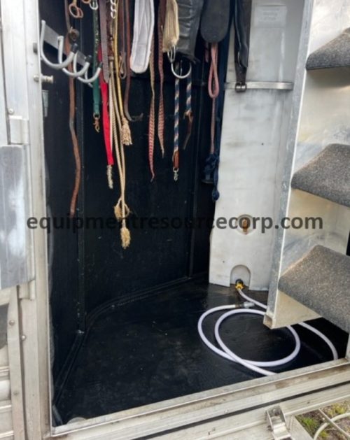 2015 Logan Coach 3-Horse LQ Horse Trailer-$54,900.00 - Image 11