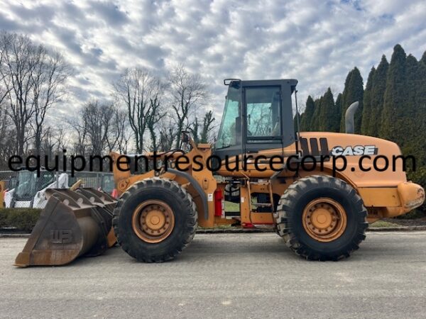 **SOLD**2004 CASE 621D Articulated Wheel Loader-$44,900.00 - Image 9