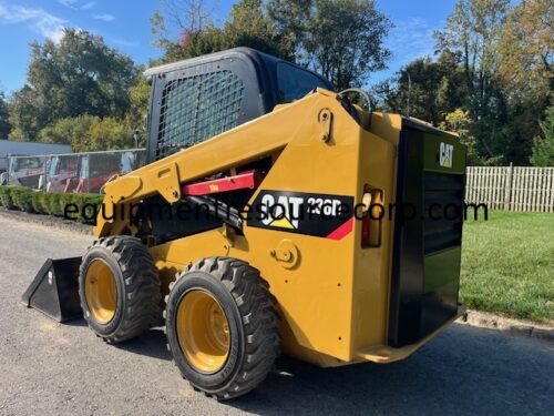 **SOLD**2015 CAT 236D Skid Steer- $27,650.00 - Image 17