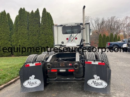 2016 Mack CXU613 Day Cab Truck - $38,500.00 - Image 10