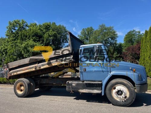 2001 Freightliner Straight Truck-$13,900.00