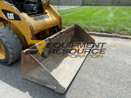 2011 CAT 242B Skid Steer-$14,500.00 - Image 3