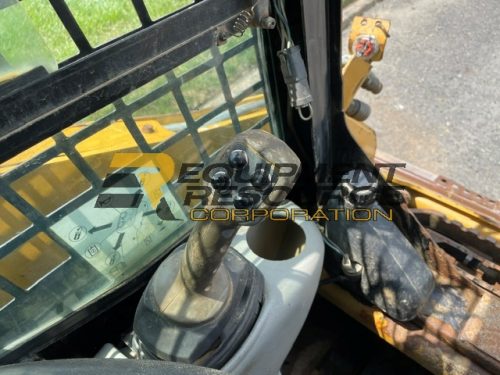 2011 CAT 242B Skid Steer-$14,500.00 - Image 12