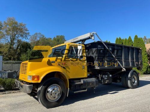 2001 International 4900 Dump Truck-COMING SOON - Image 26